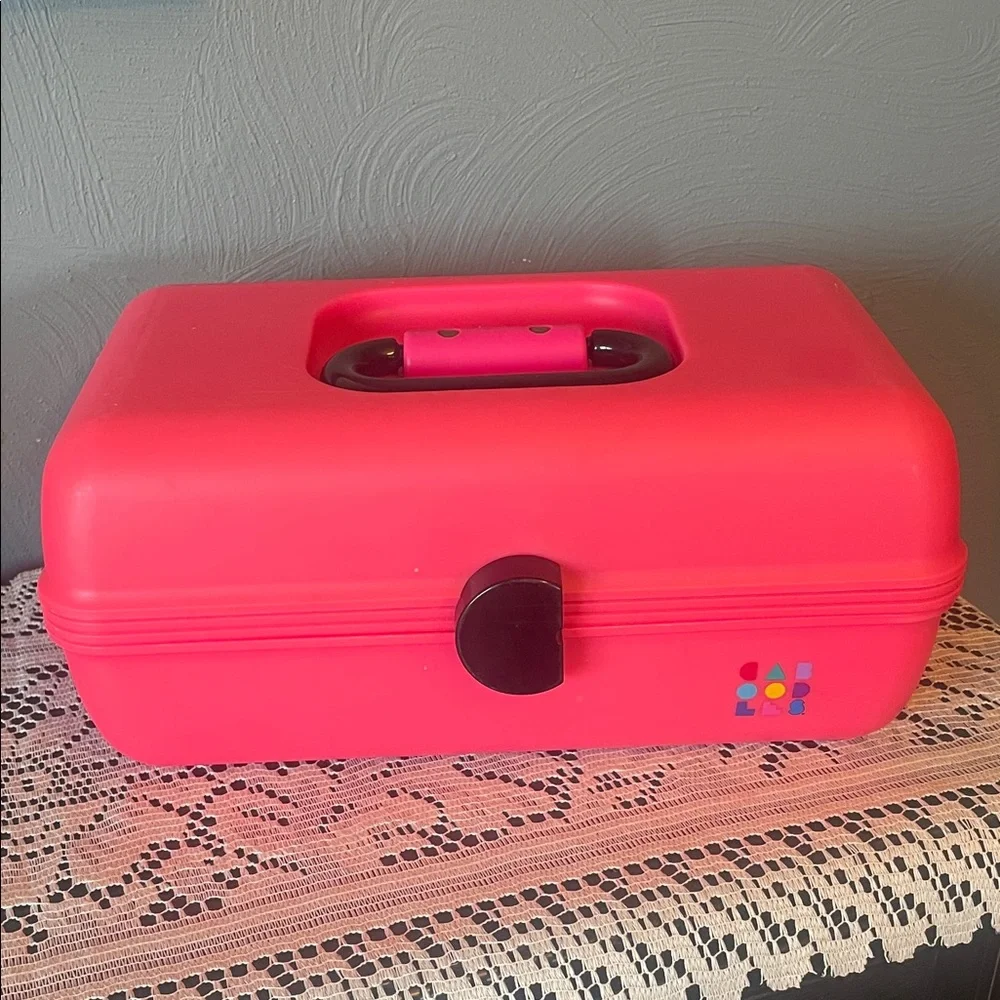 Caboodles Hot Pink Makeup Organizer Case